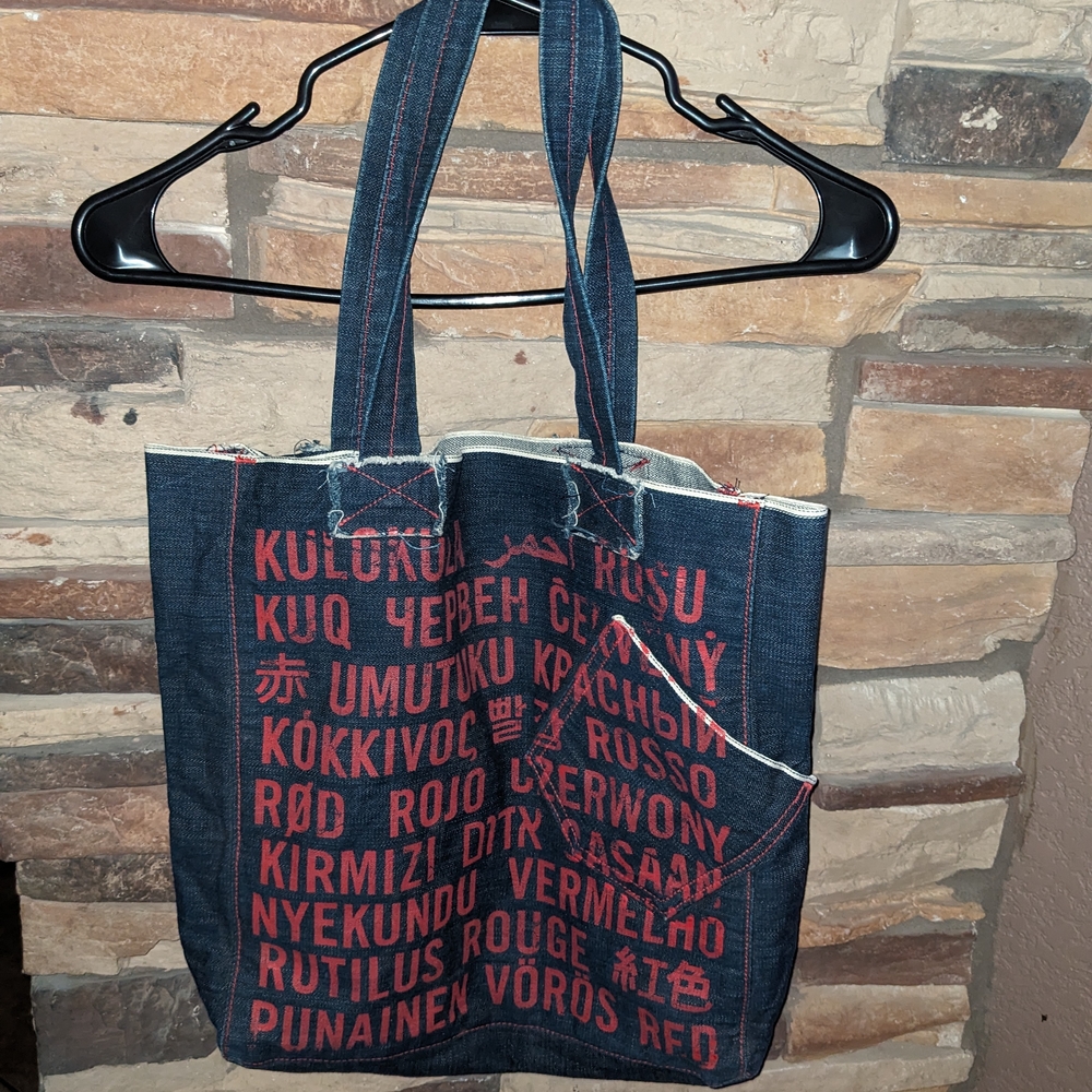 GAP (PRODUCT) RED Printed Denim Tote Bag • Like New • Blue Jean Canvas